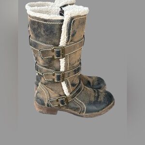 Crown Vintage Distressed Women's Boots 3 Buckle Strap Zip Up Faux Fur Lining